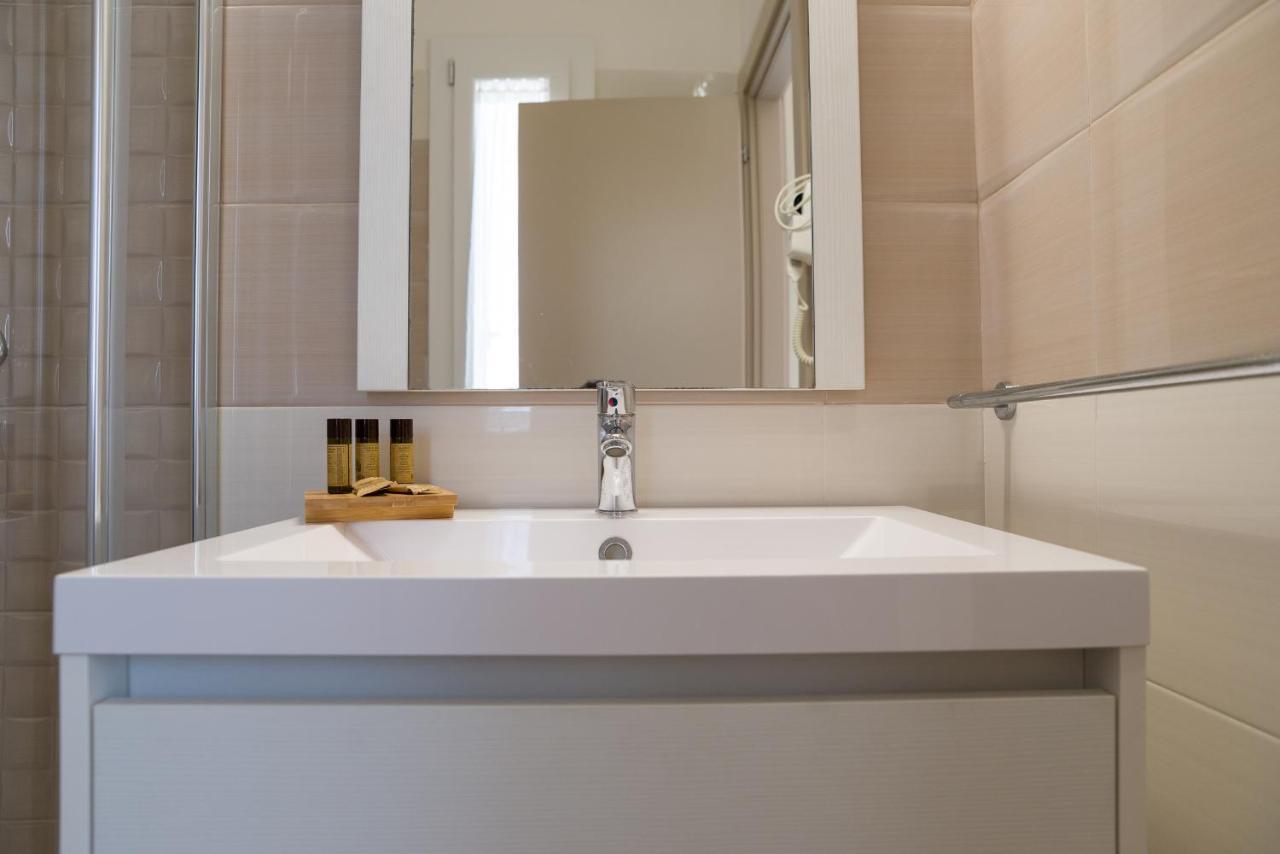 Kamilia Guestrooms San Cassiano  ภายนอก รูปภาพ